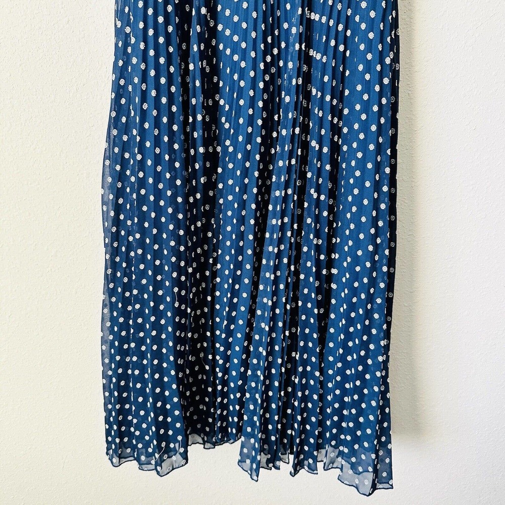 Eva Franko Blue W/ White Embroidered Flower Pleated Midi Dress - Picture 5 of 5